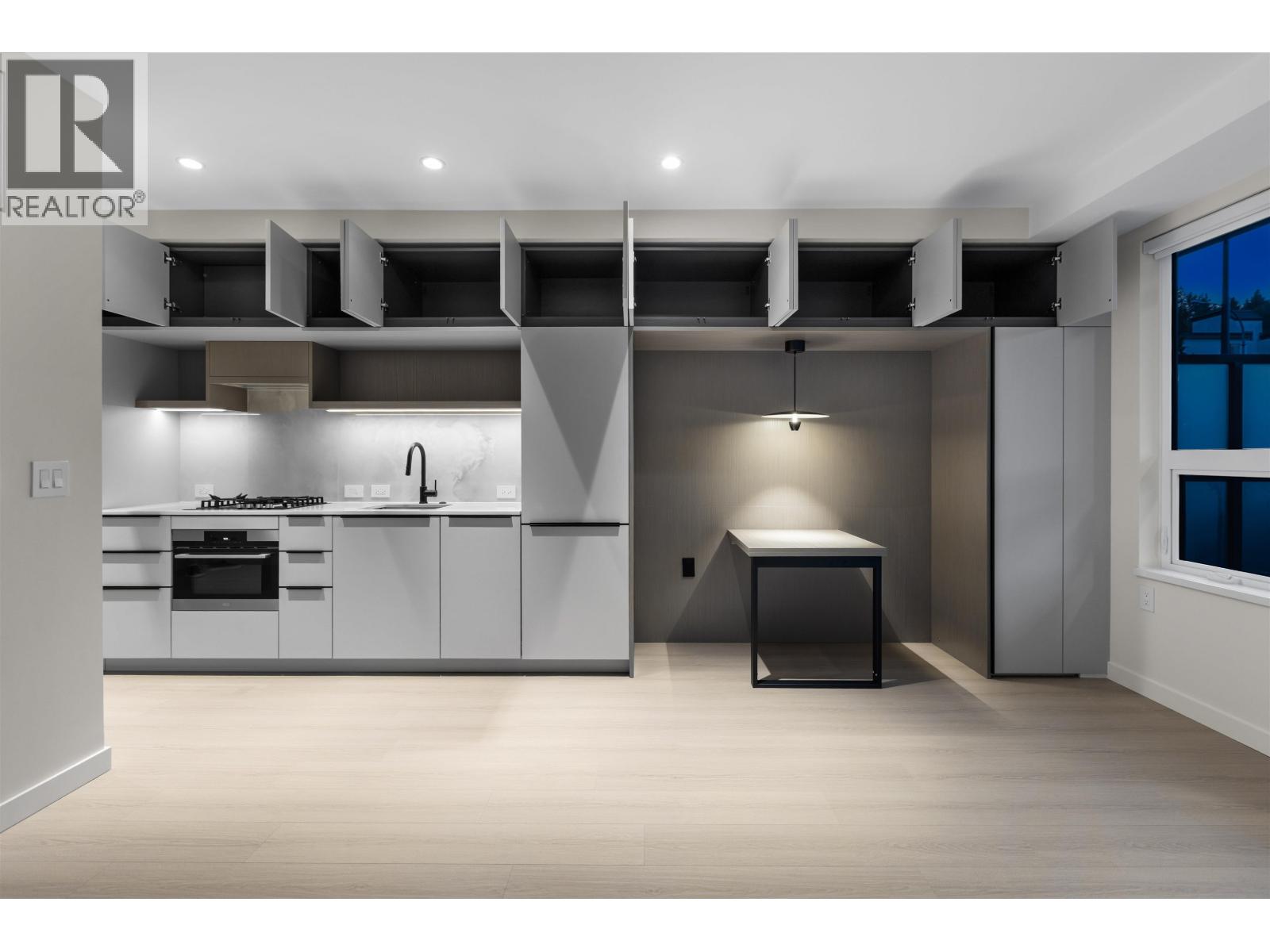 105 2015 ST. JOHNS STREET, Port Moody