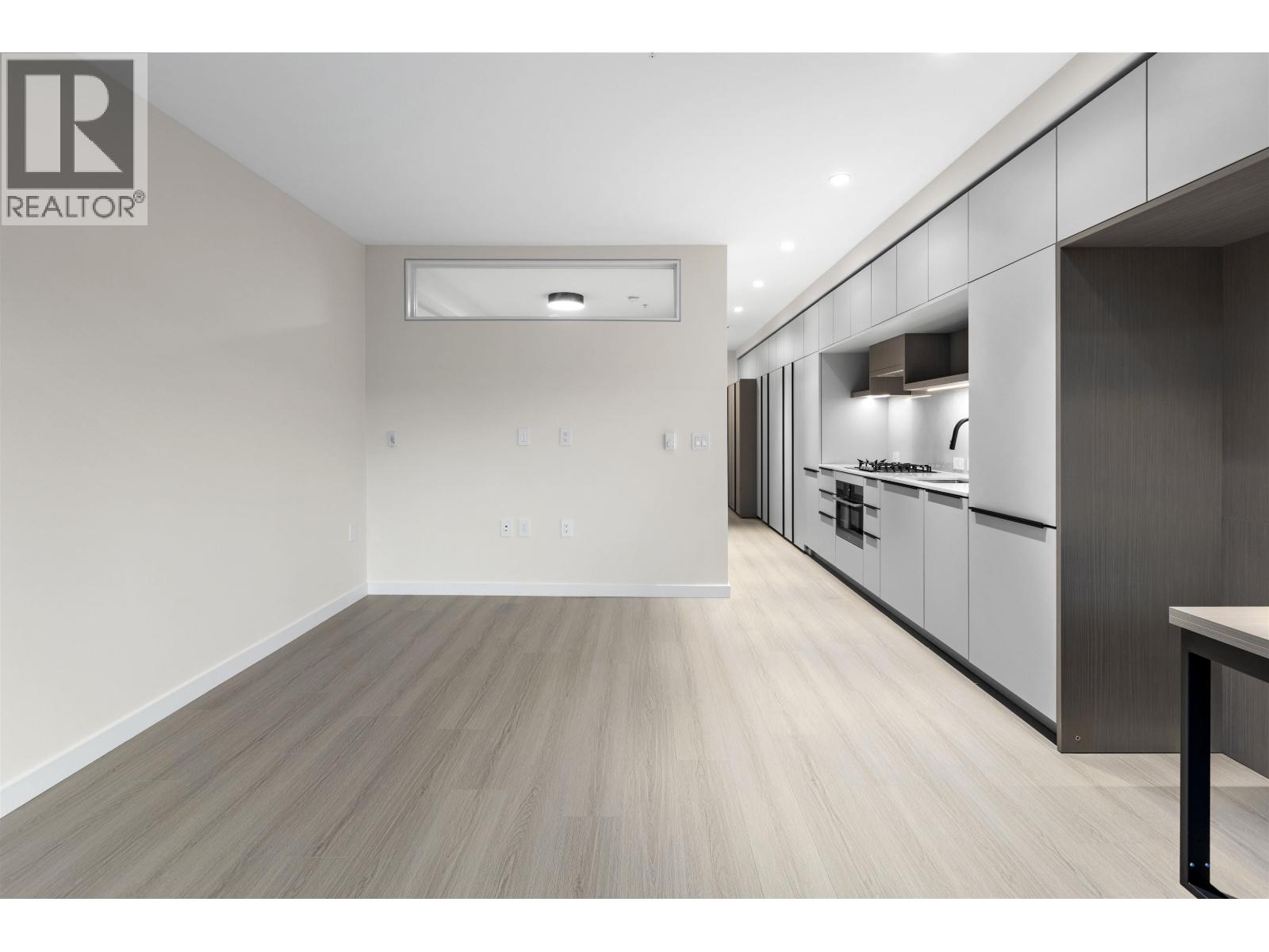 105 2015 ST. JOHNS STREET, Port Moody