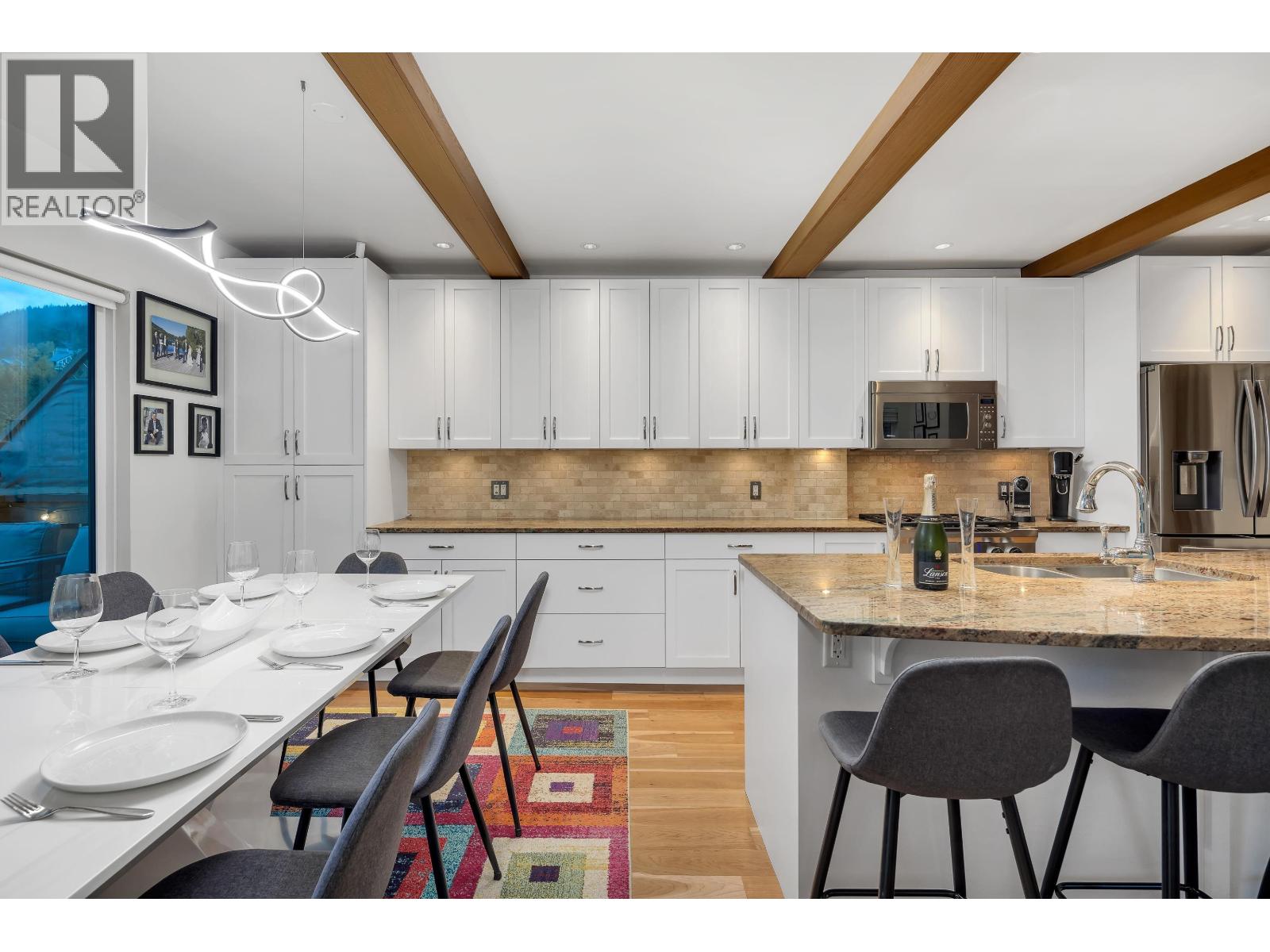 2008 ALPHA LAKE VILLAGE, Whistler