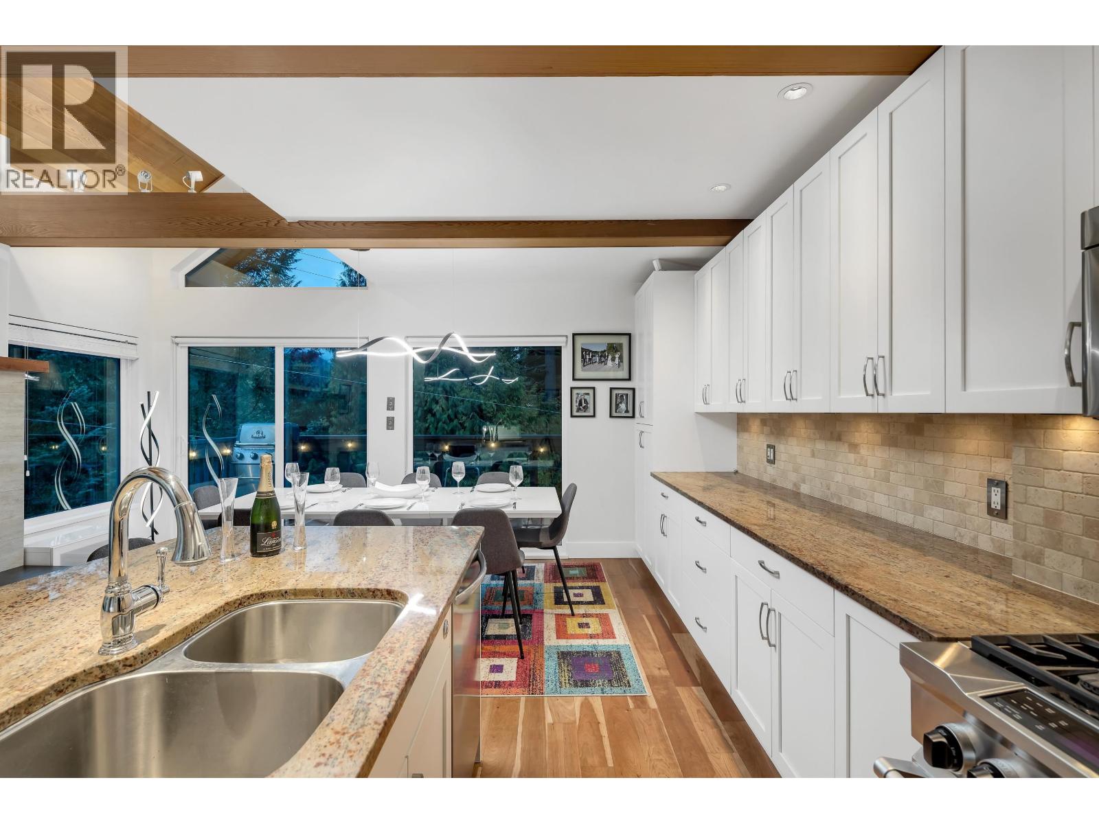 2008 ALPHA LAKE VILLAGE, Whistler