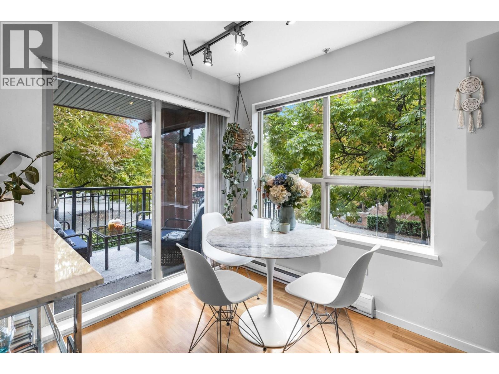 210 200 KLAHANIE DRIVE, Port Moody