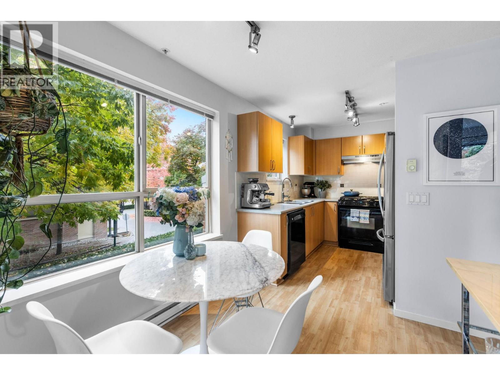 210 200 KLAHANIE DRIVE, Port Moody