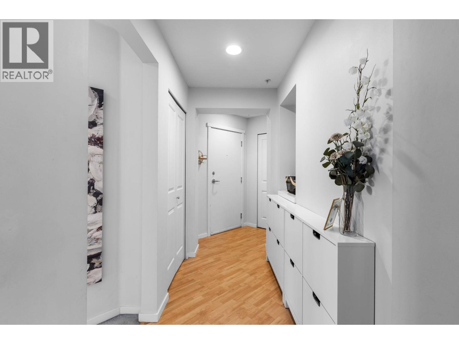 210 200 KLAHANIE DRIVE, Port Moody
