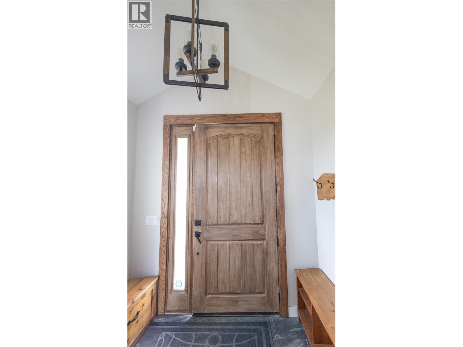  18252 Angus Road, Lake Country