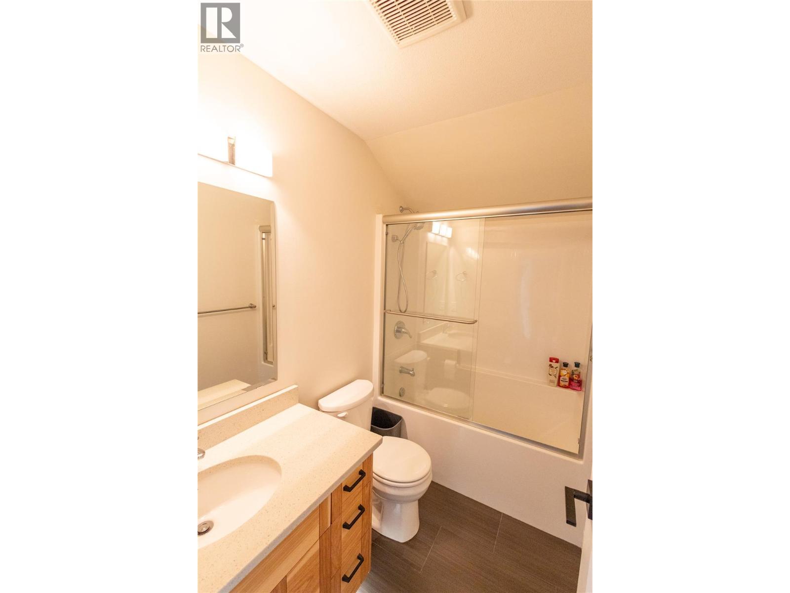  18252 Angus Road, Lake Country