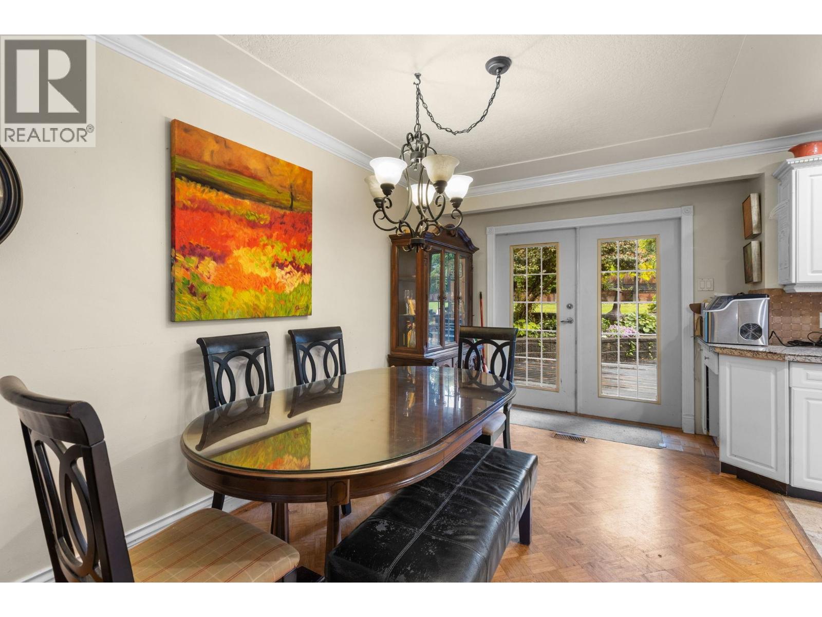966 DUNDONALD DRIVE, Port Moody
