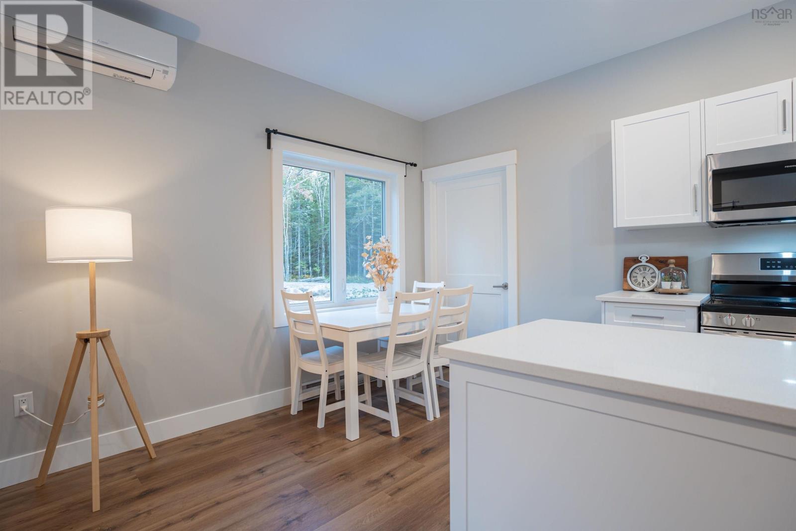 Property 11 of 28 of 95 Forest Heights Drive