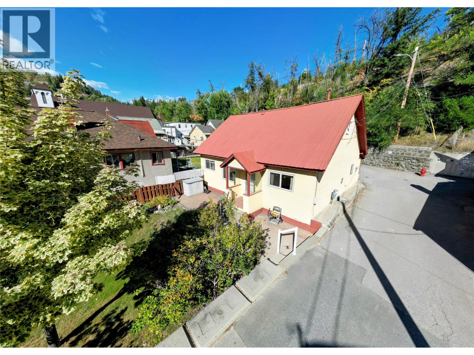 399 Rossland Avenue, Trail