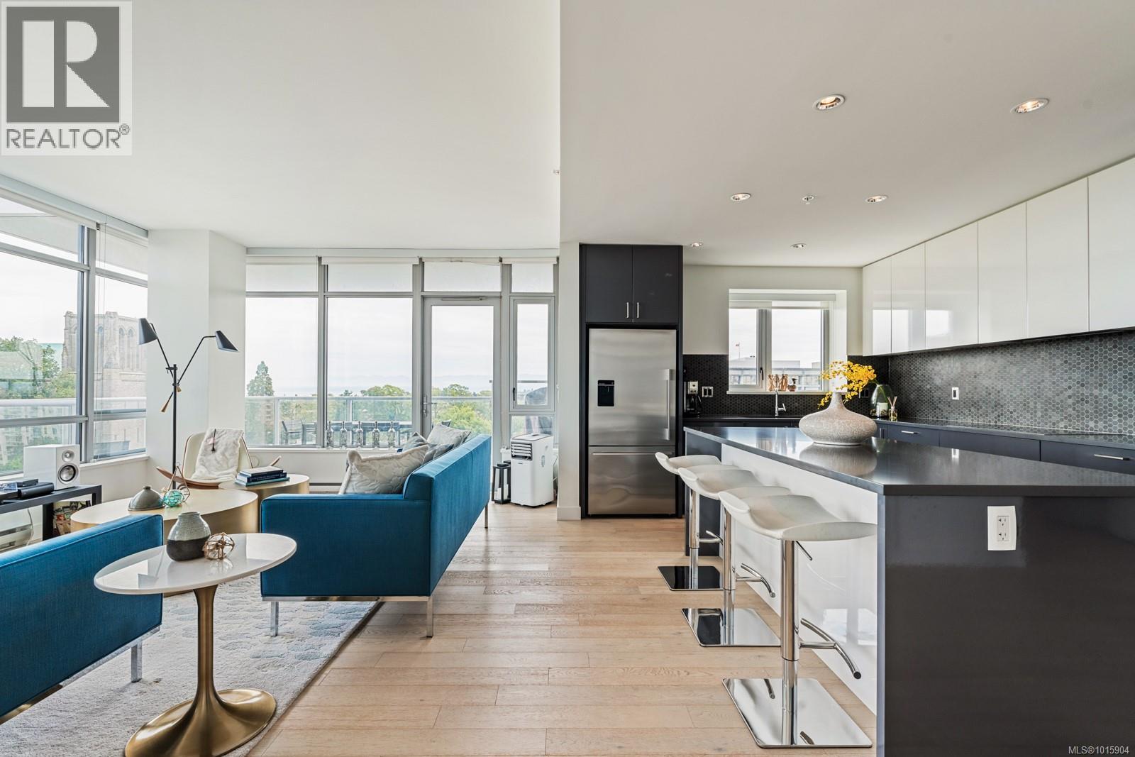 904 838 Broughton Street, Victoria