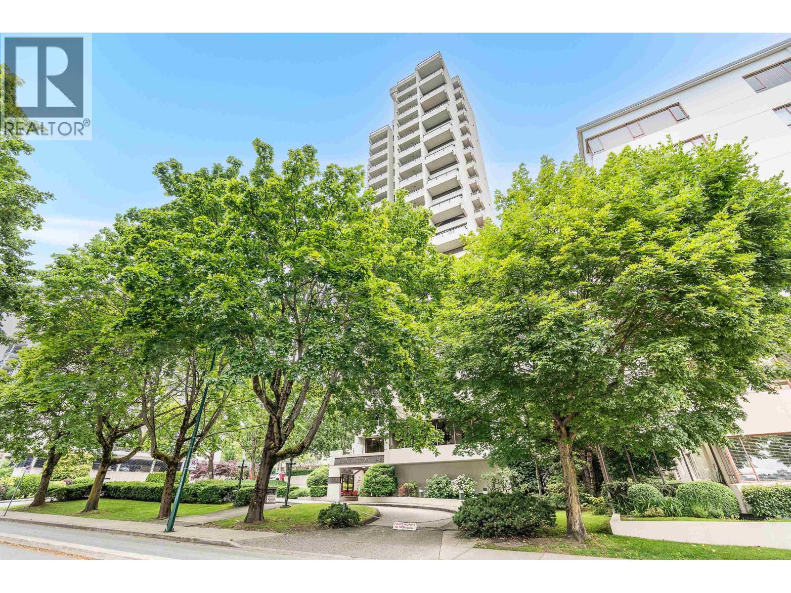 201 1995 BEACH AVENUE, Vancouver