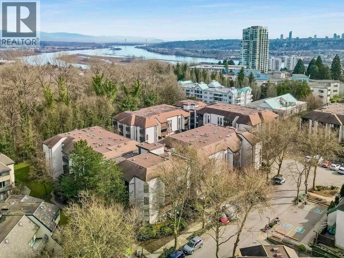 21 385 GINGER DRIVE, New Westminster