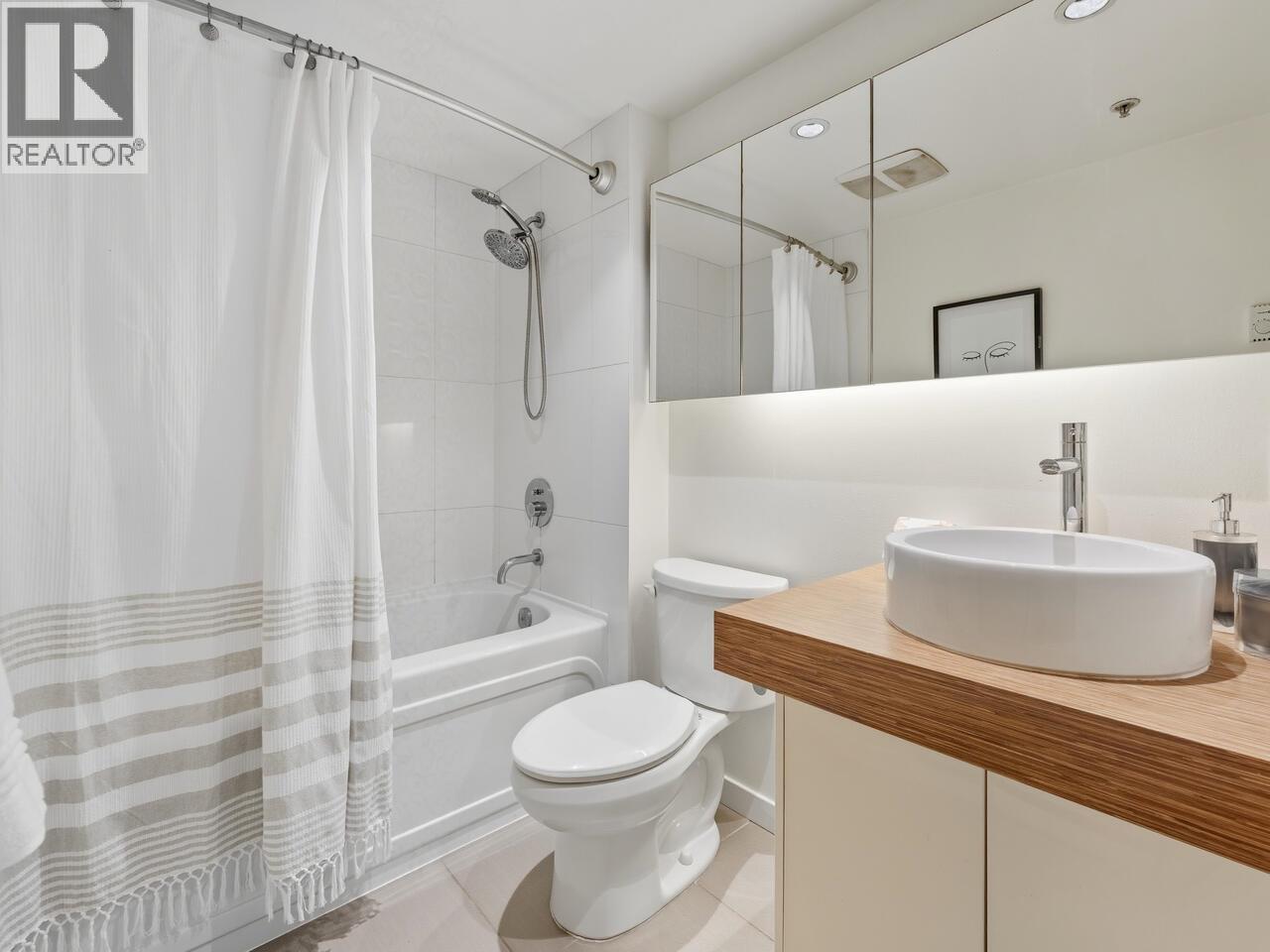209 168 POWELL STREET, Vancouver