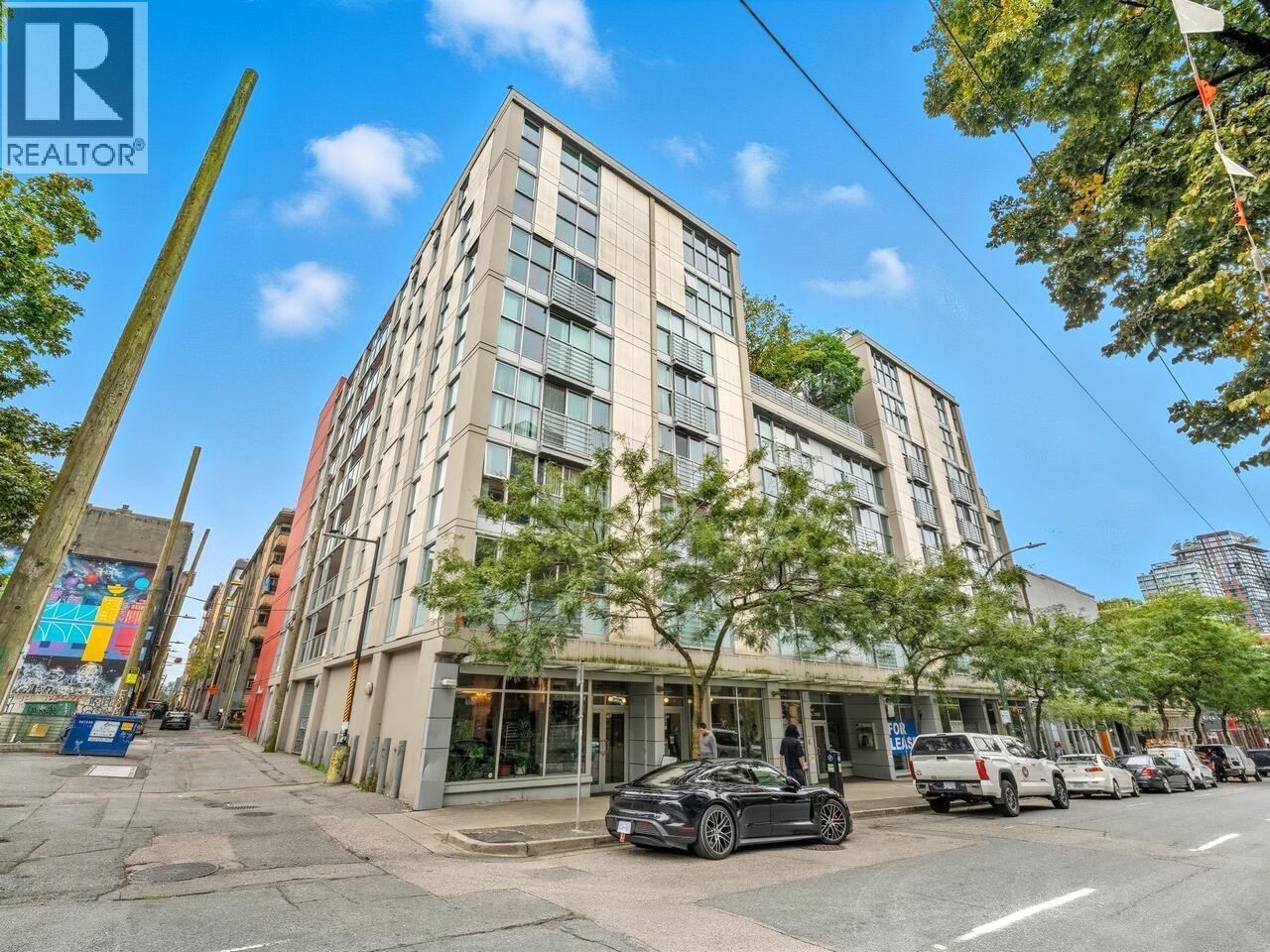 209 168 POWELL STREET, Vancouver