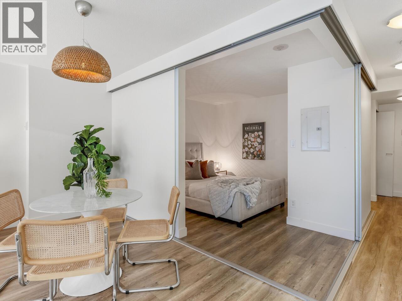 209 168 POWELL STREET, Vancouver