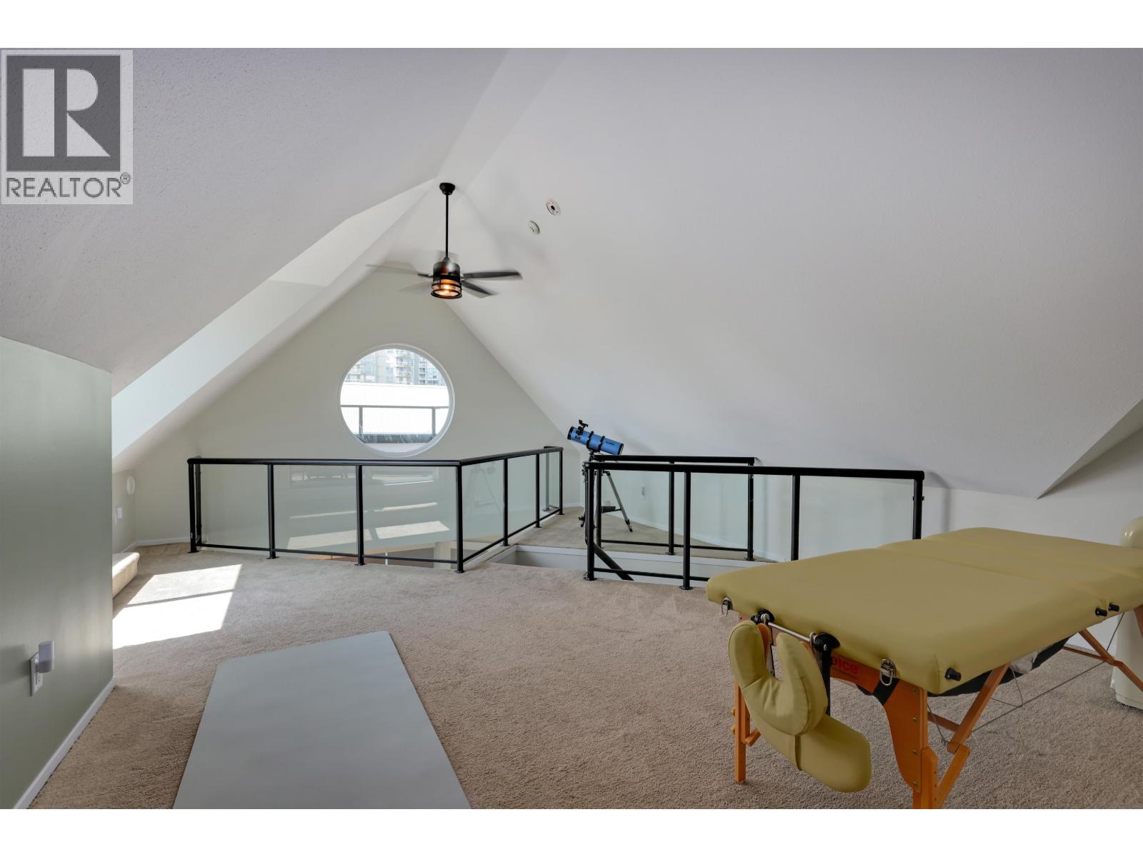 420 1150 QUAYSIDE DRIVE, New Westminster