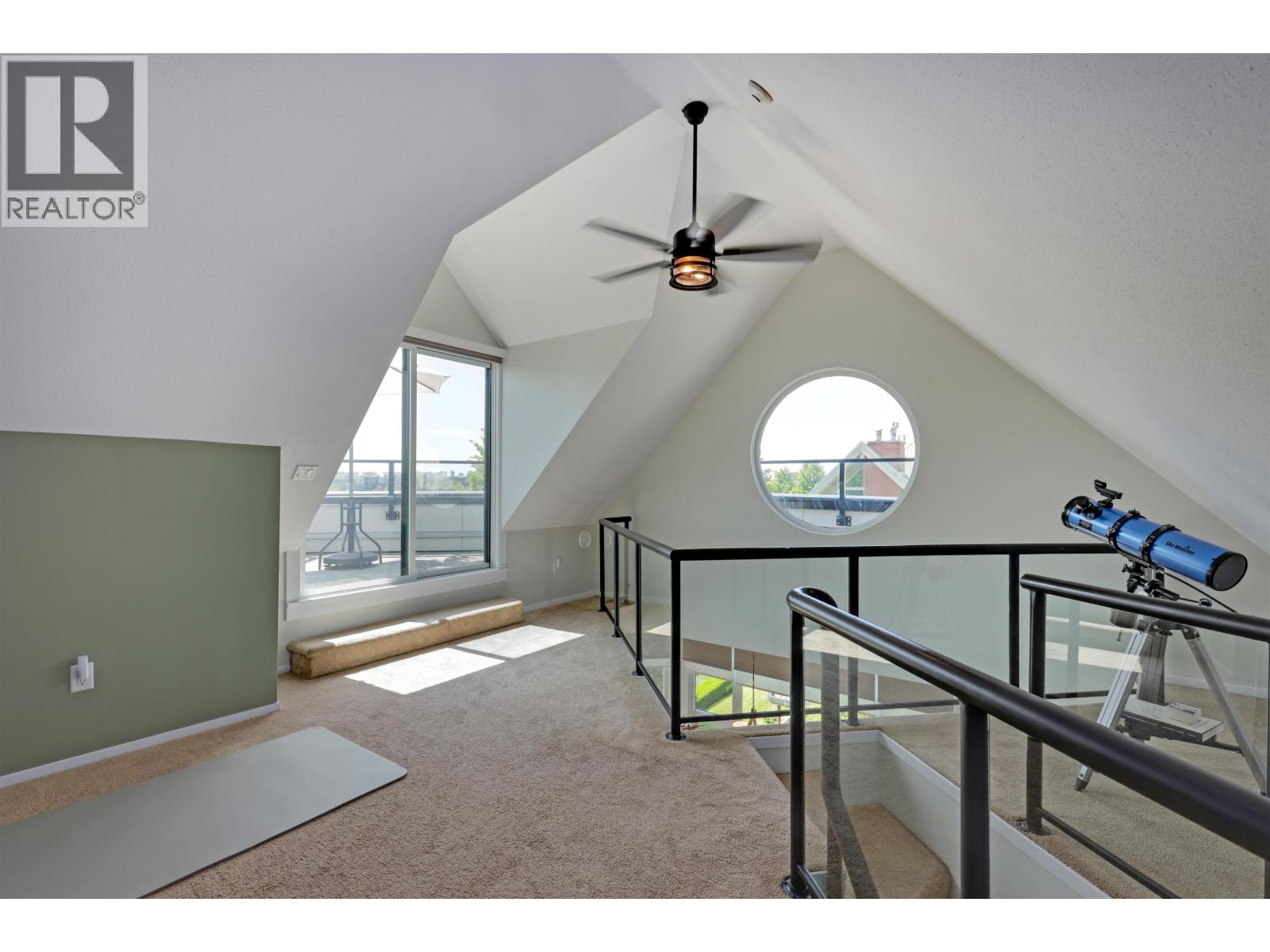 420 1150 QUAYSIDE DRIVE, New Westminster
