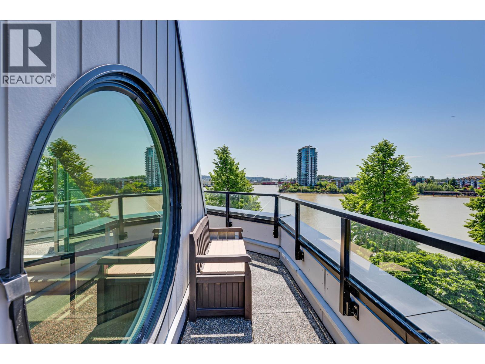 420 1150 QUAYSIDE DRIVE, New Westminster