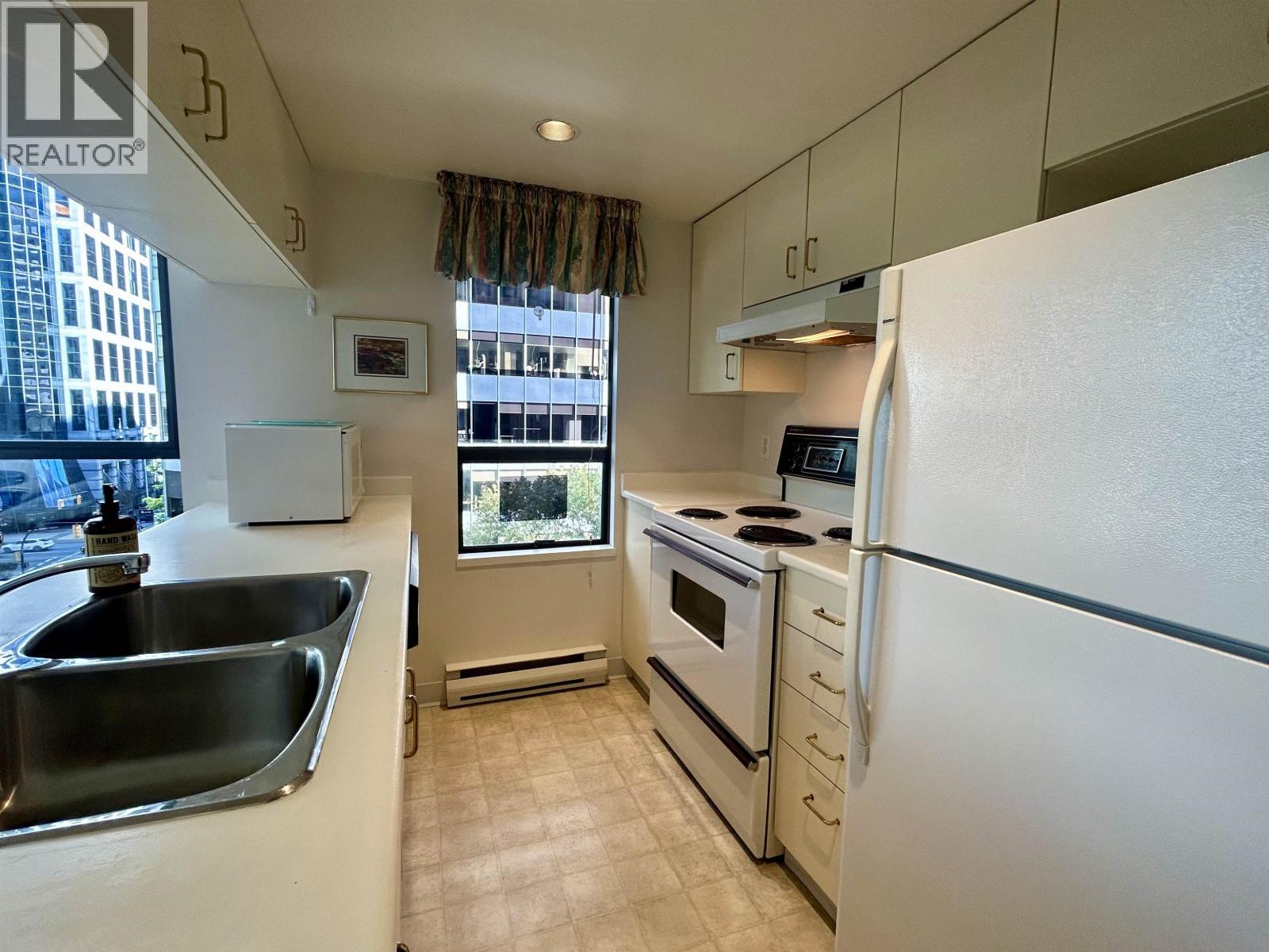 506 1060 ALBERNI STREET, Vancouver