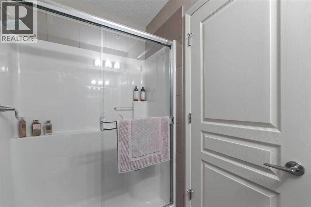 Single Family House for Sale in    Street SE Beltline Calgary 