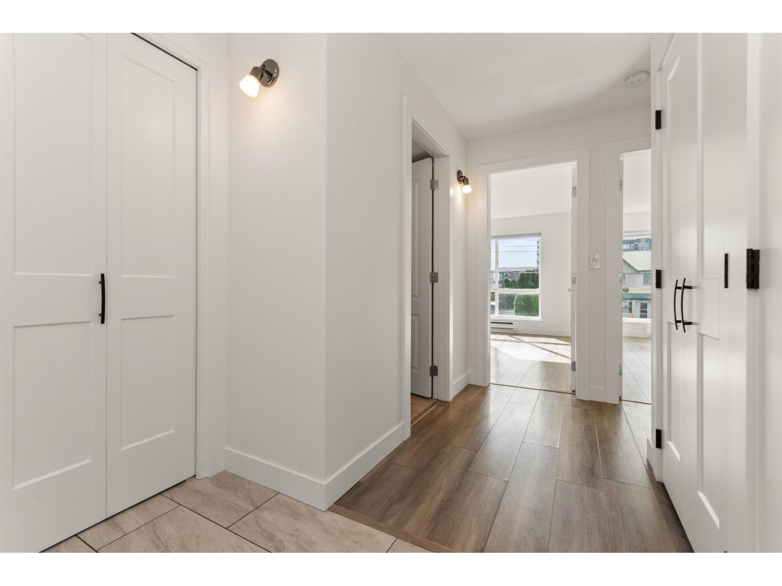 201 7415 SHAW AVENUE, Sardis East Vedder, Chilliwack