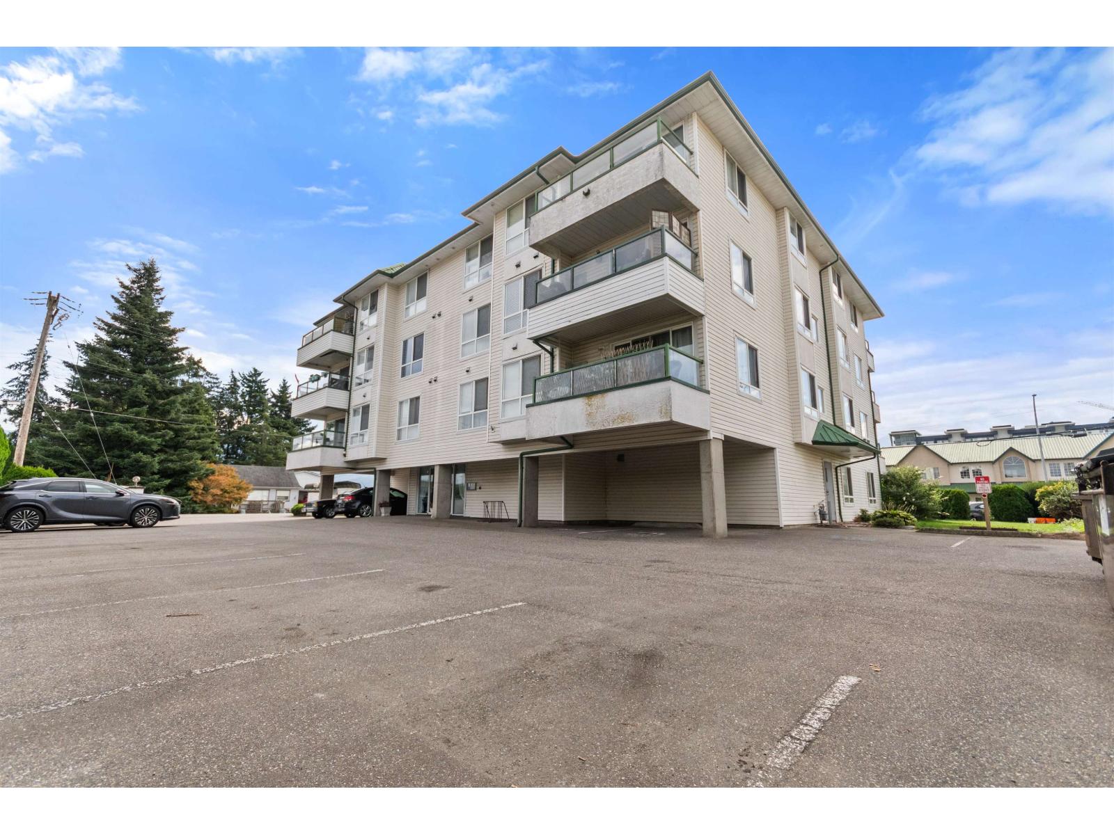201 7415 SHAW AVENUE, Sardis East Vedder, Chilliwack