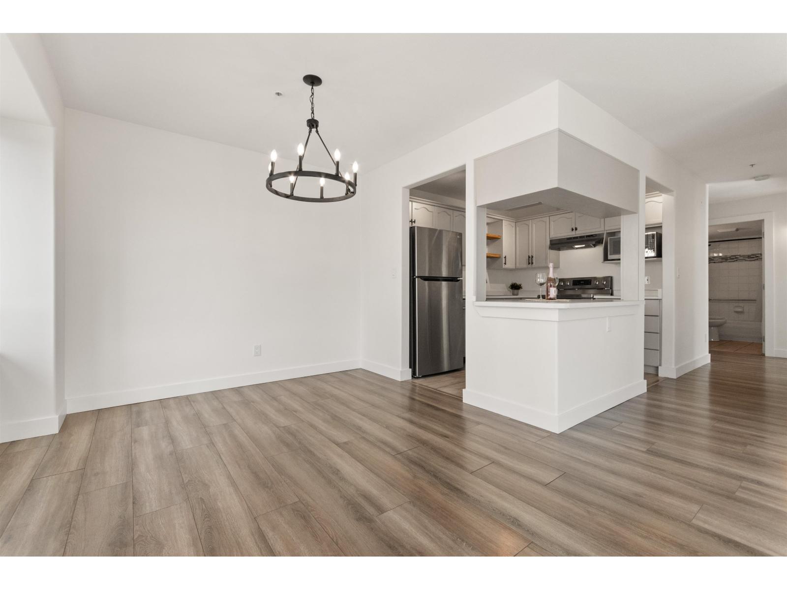 201 7415 SHAW AVENUE, Sardis East Vedder, Chilliwack