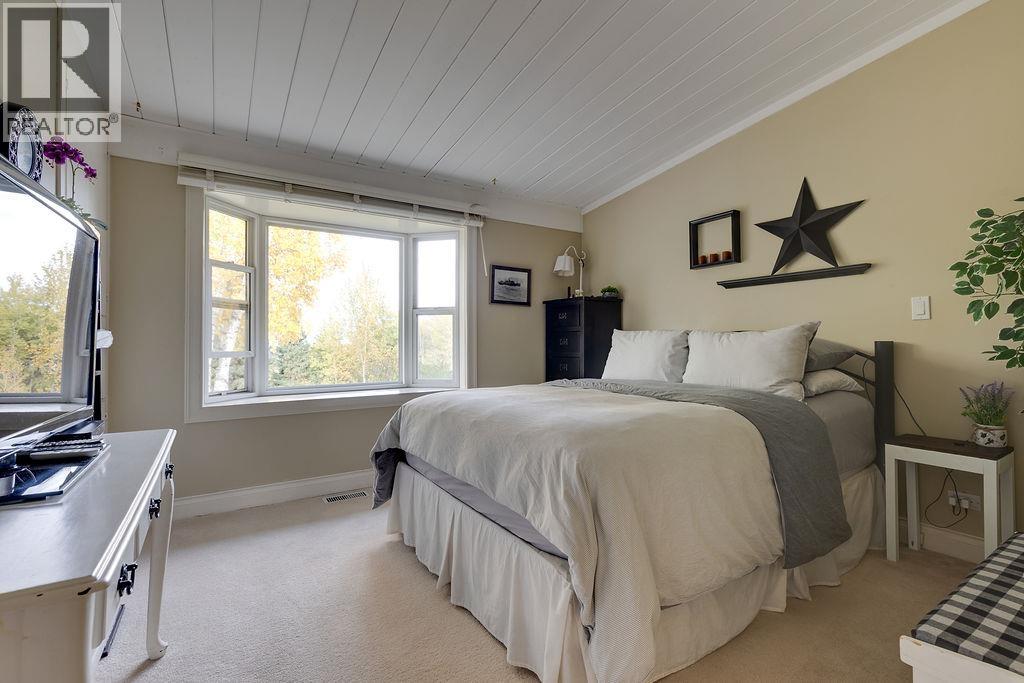 2642 CAPELLA DRIVE, Prince George
