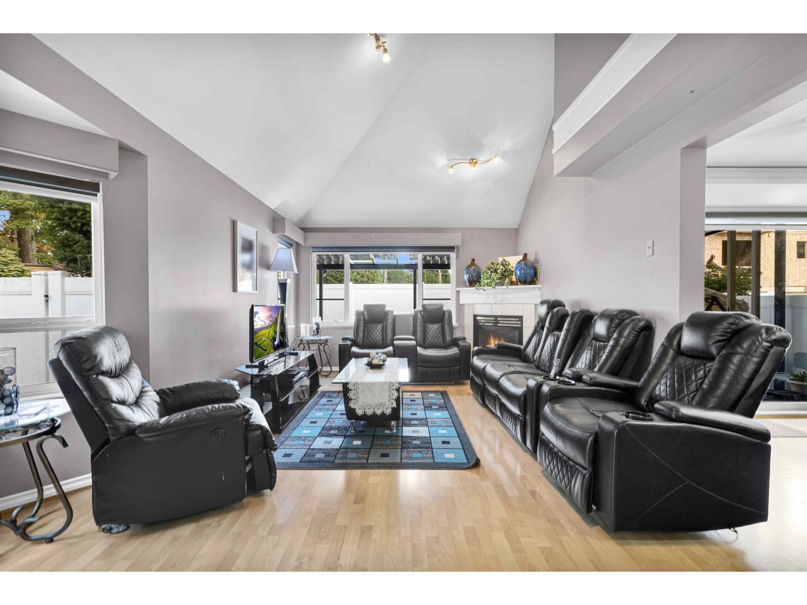 59 13918 58 AVENUE, Surrey