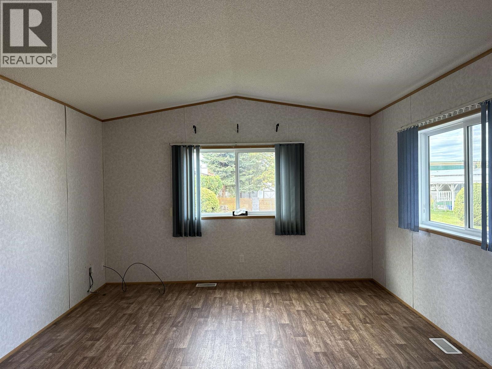 19 2377 LARCH AVENUE, Quesnel