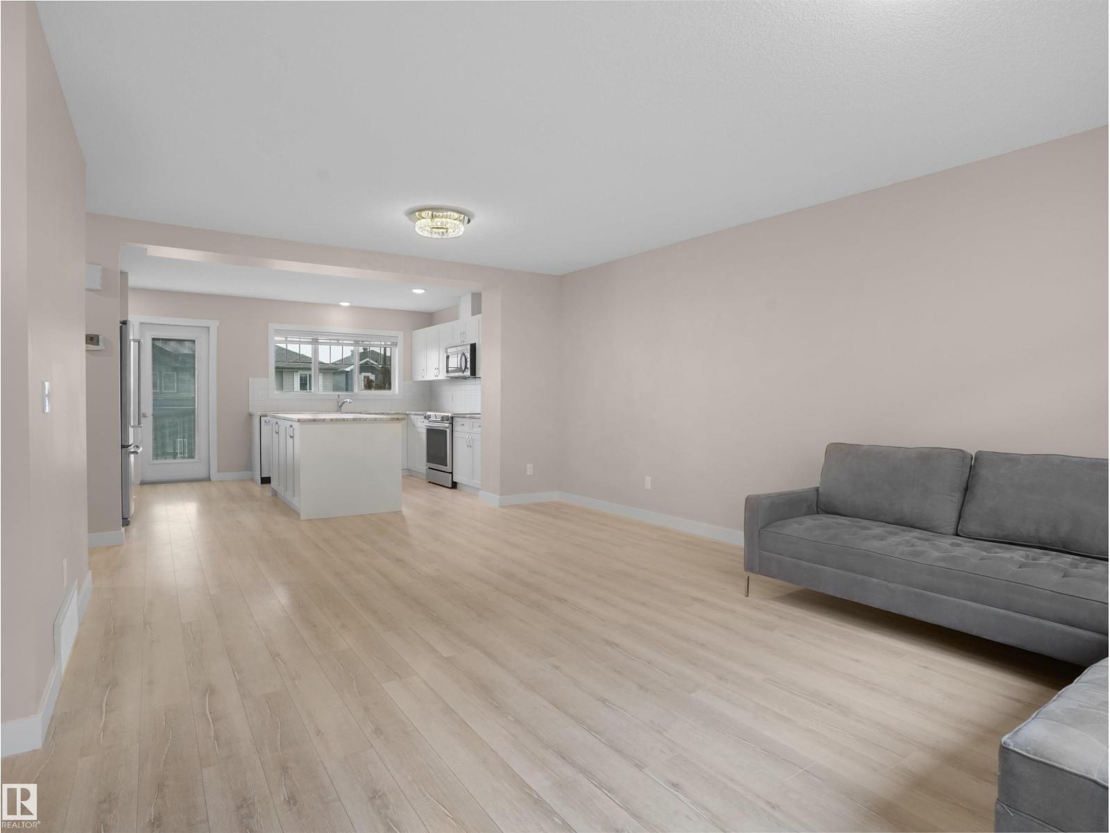 #8 1530 Tamarack BV NW, Edmonton