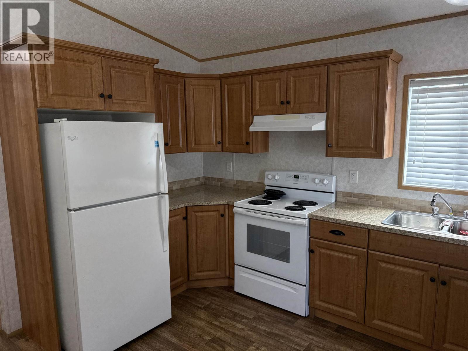 19 2377 LARCH AVENUE, Quesnel