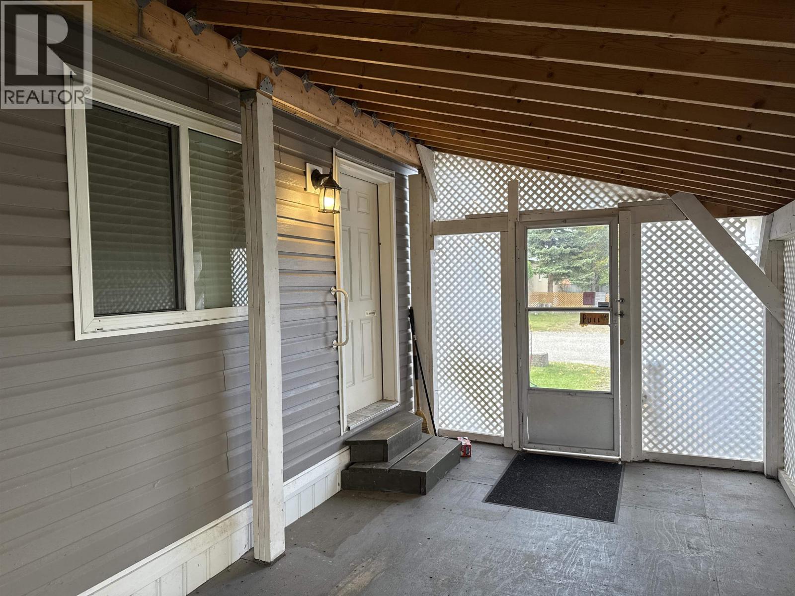19 2377 LARCH AVENUE, Quesnel