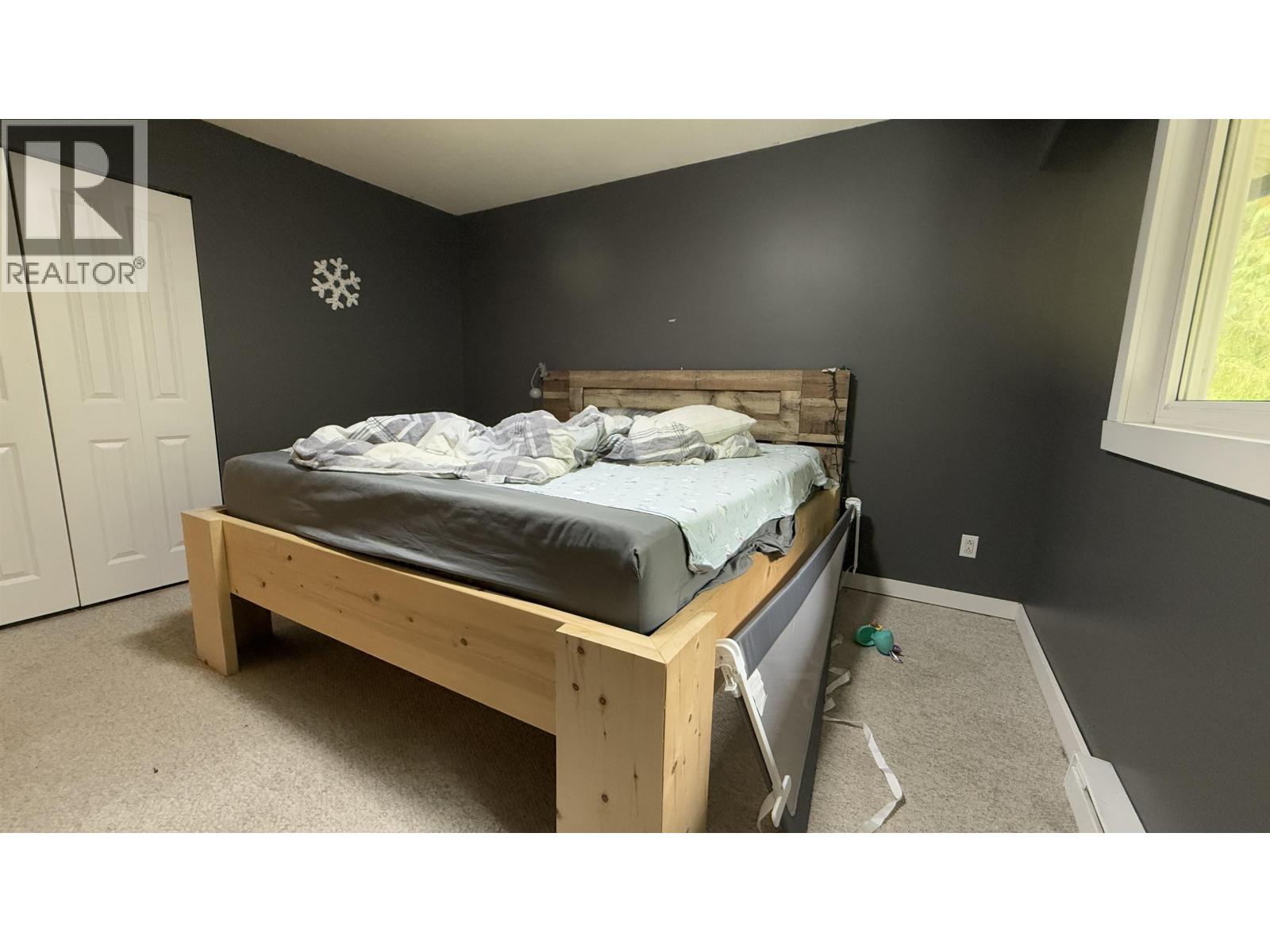 523 PILLSBURY AVENUE