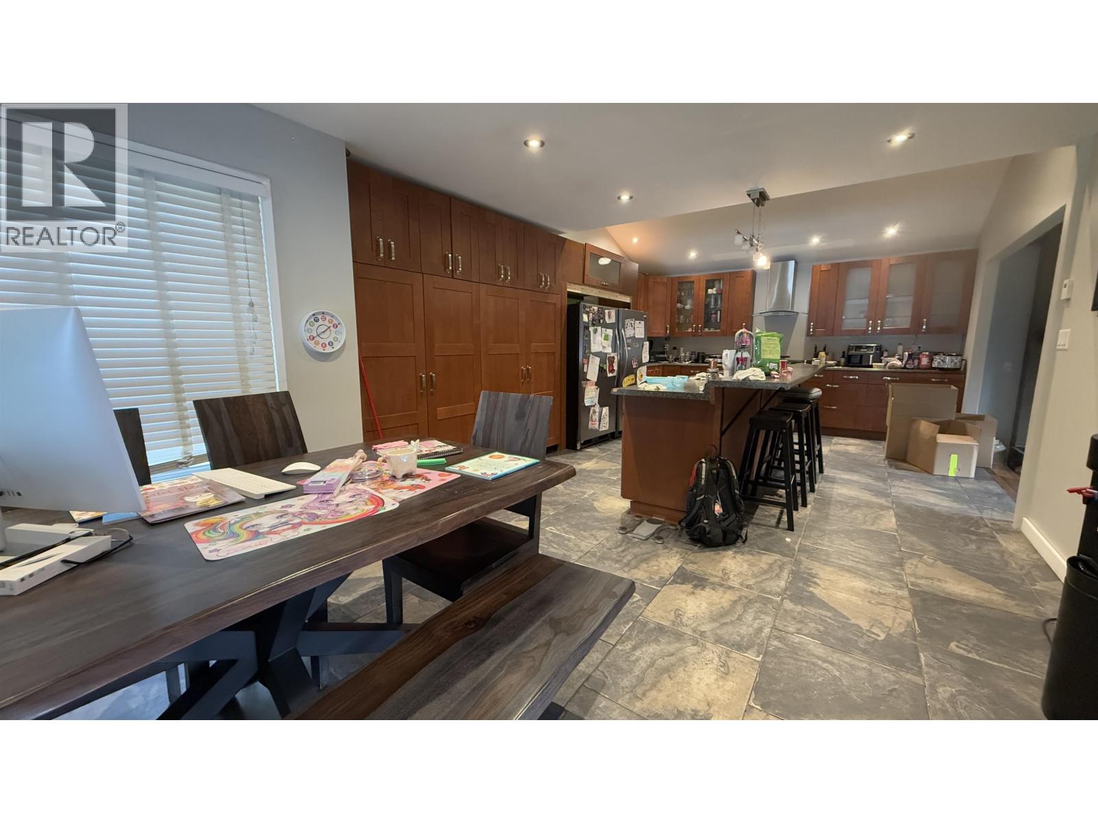 523 PILLSBURY AVENUE