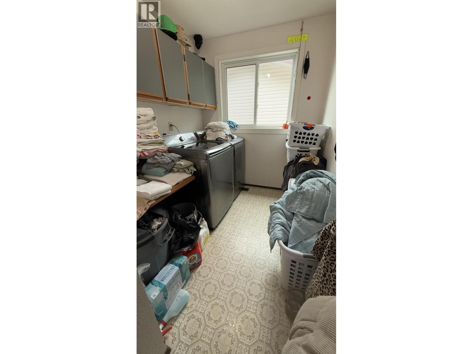 523 PILLSBURY AVENUE