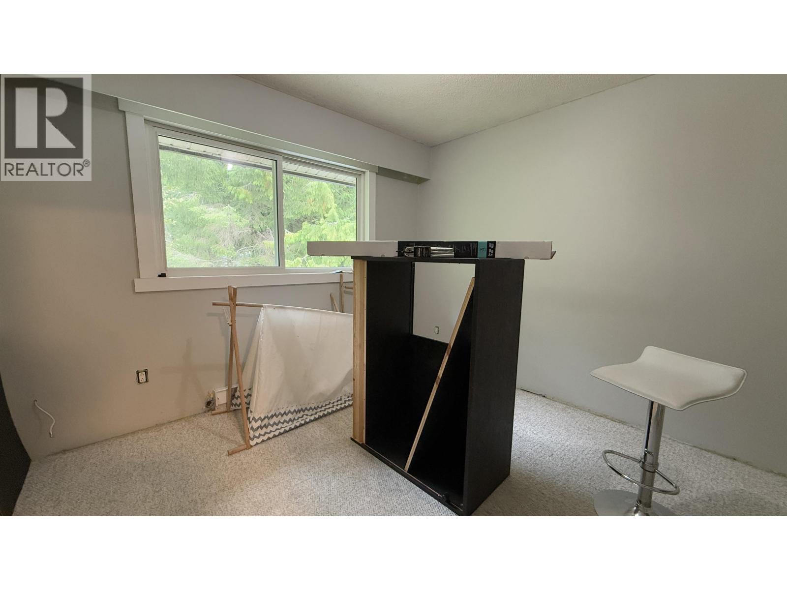 523 PILLSBURY AVENUE