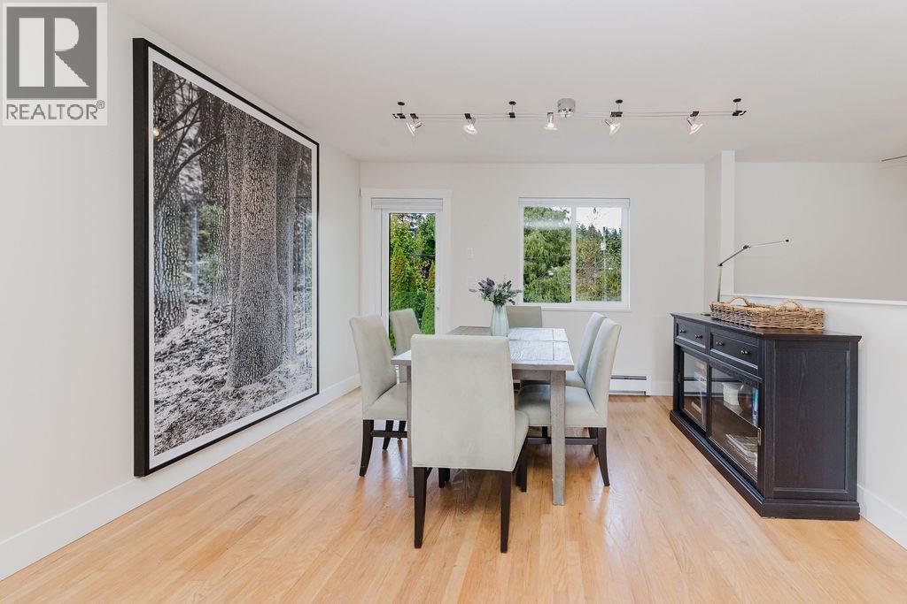 5620 MINTIE ROAD, Halfmoon Bay