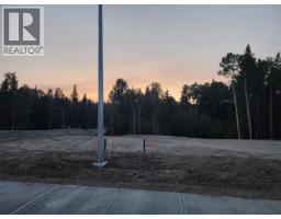 Photo 9 of 13, 4965 HEADLANDS HEIGHTS · Prince George, BC