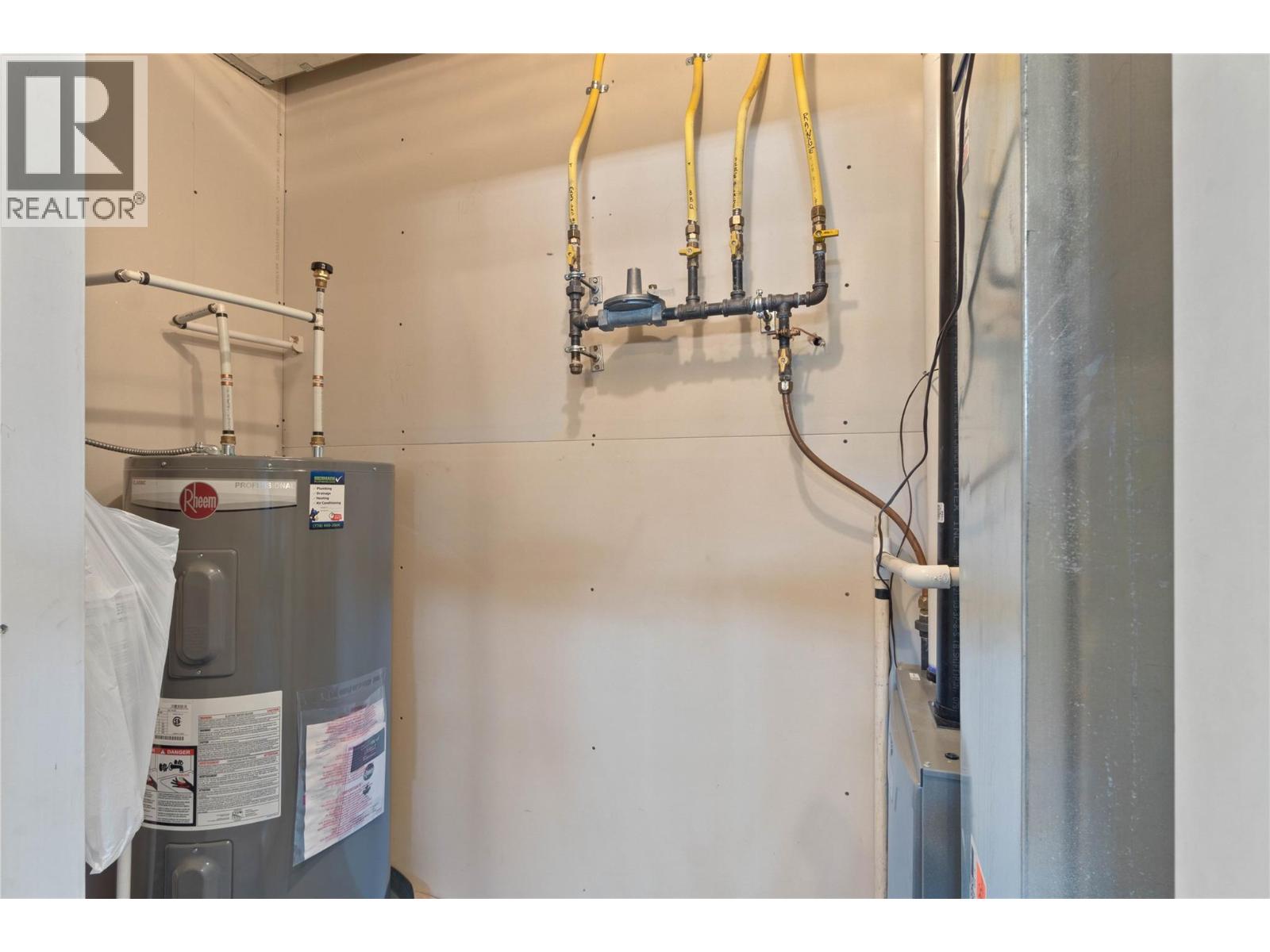 8735 BADGER DRIVE - 60