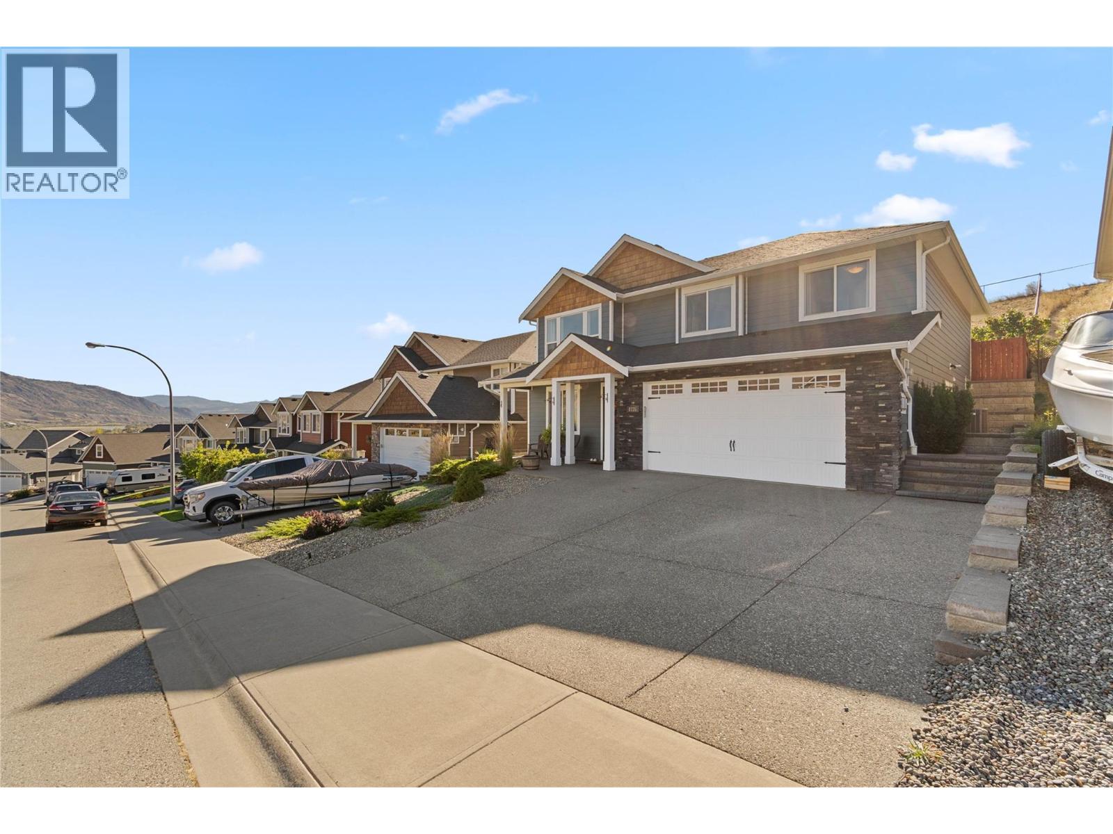 8735 BADGER DRIVE - 27