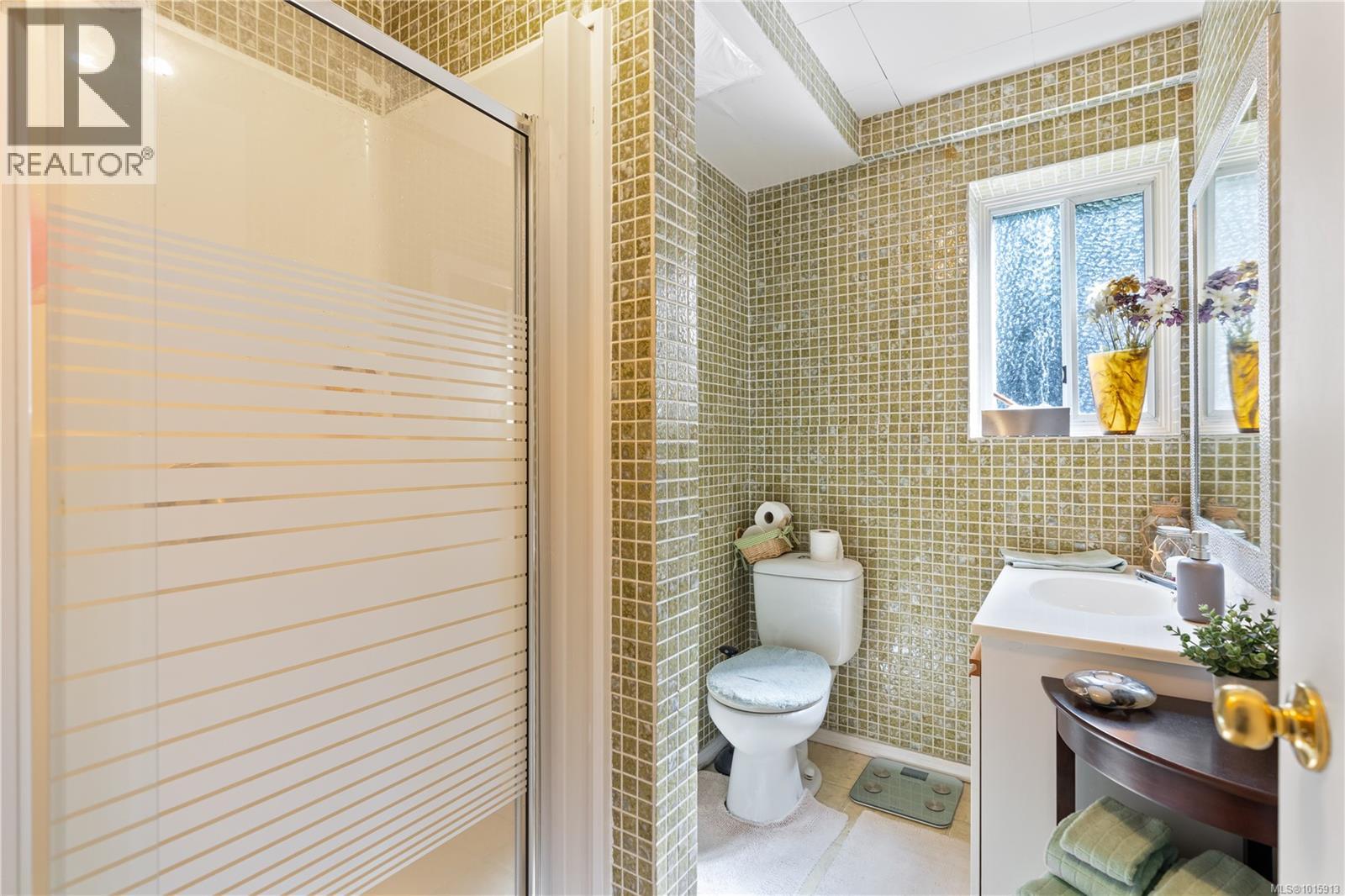  3273 Megaw Place, Saanich