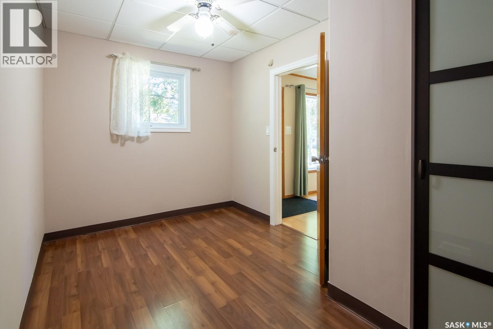 Single Family House 2 Level for Sale in  E AVENUE N Saskatoon 