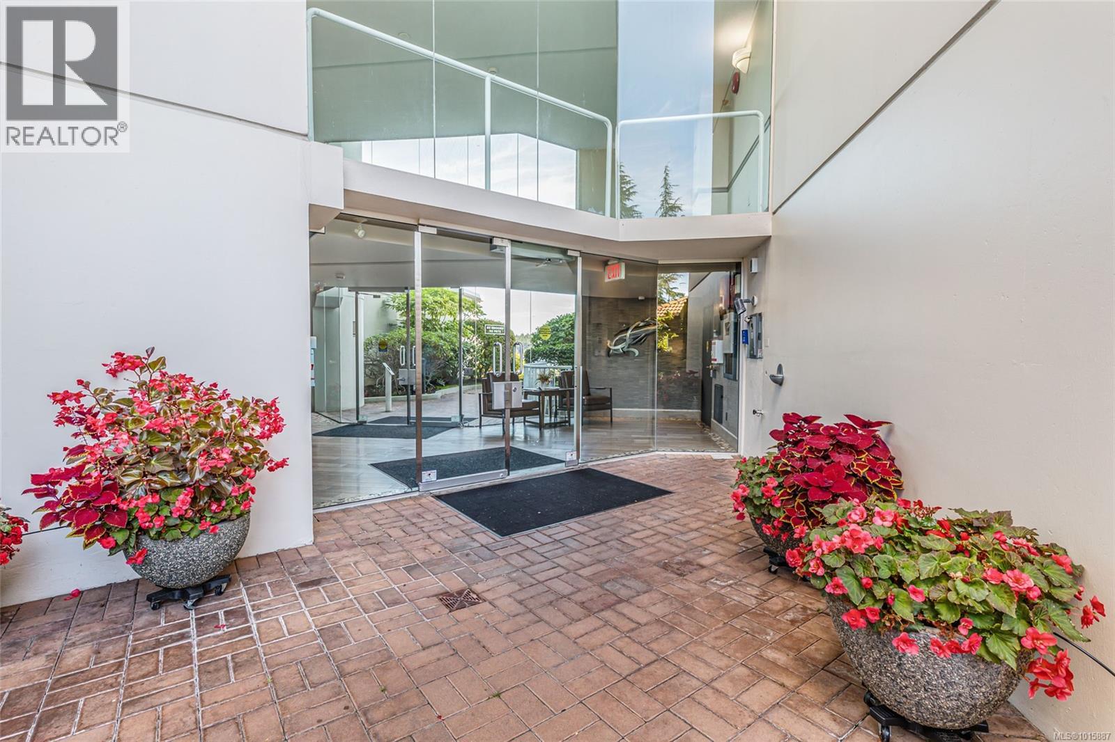 207 150 Promenade Dr, Nanaimo