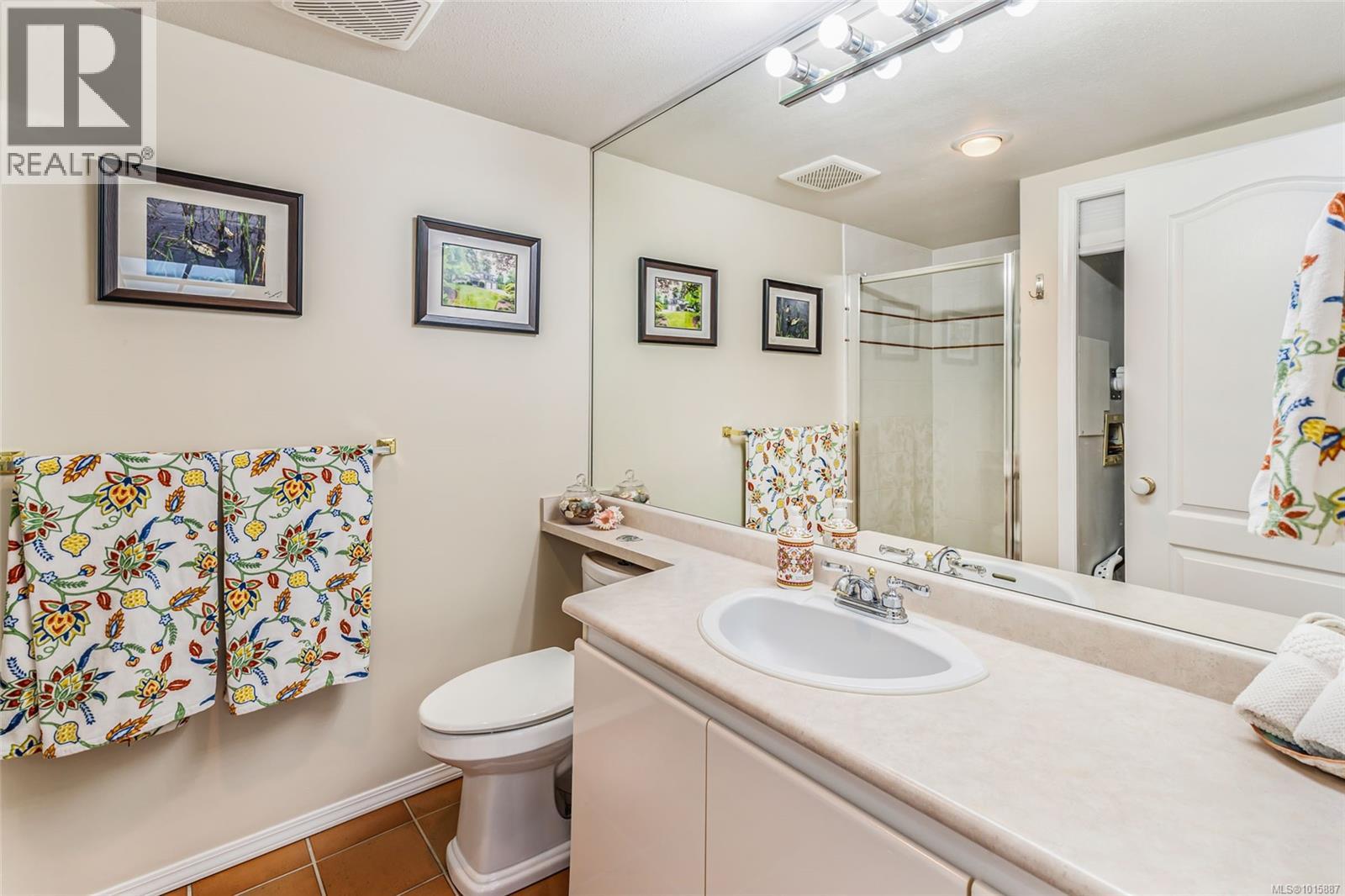 207 150 Promenade Dr, Nanaimo