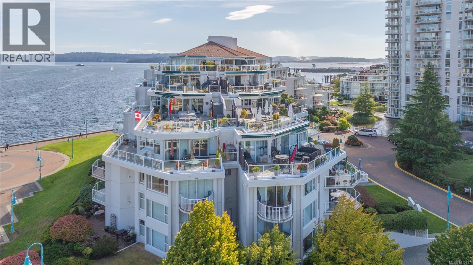 207 150 Promenade Dr, Nanaimo