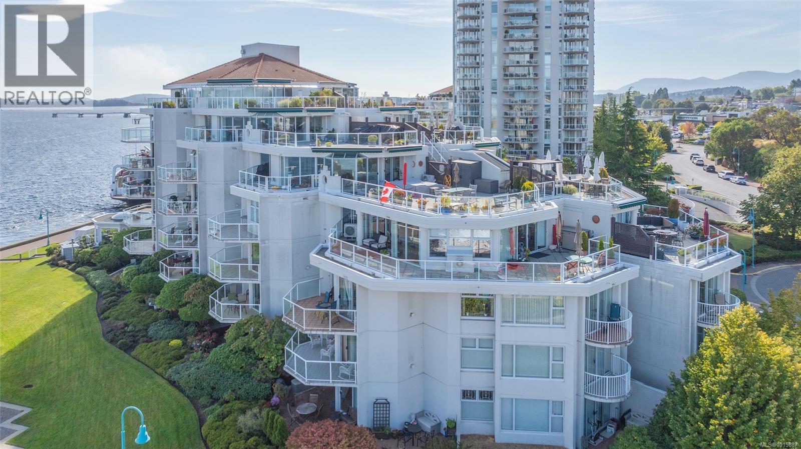 207 150 Promenade Dr, Nanaimo