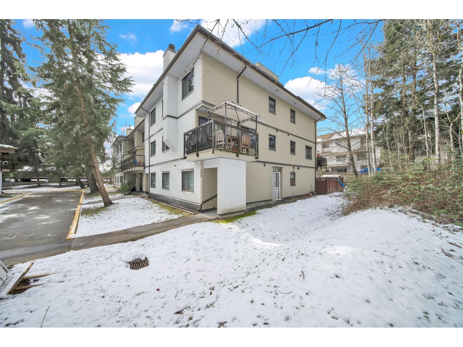 104 13275 70B AVENUE, Surrey