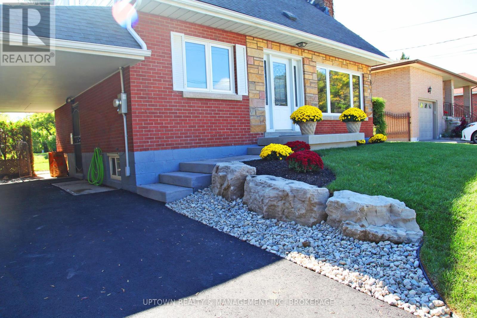 Single Family House for Sale in  HIXON ROAD Hamilton (Rosedale) 