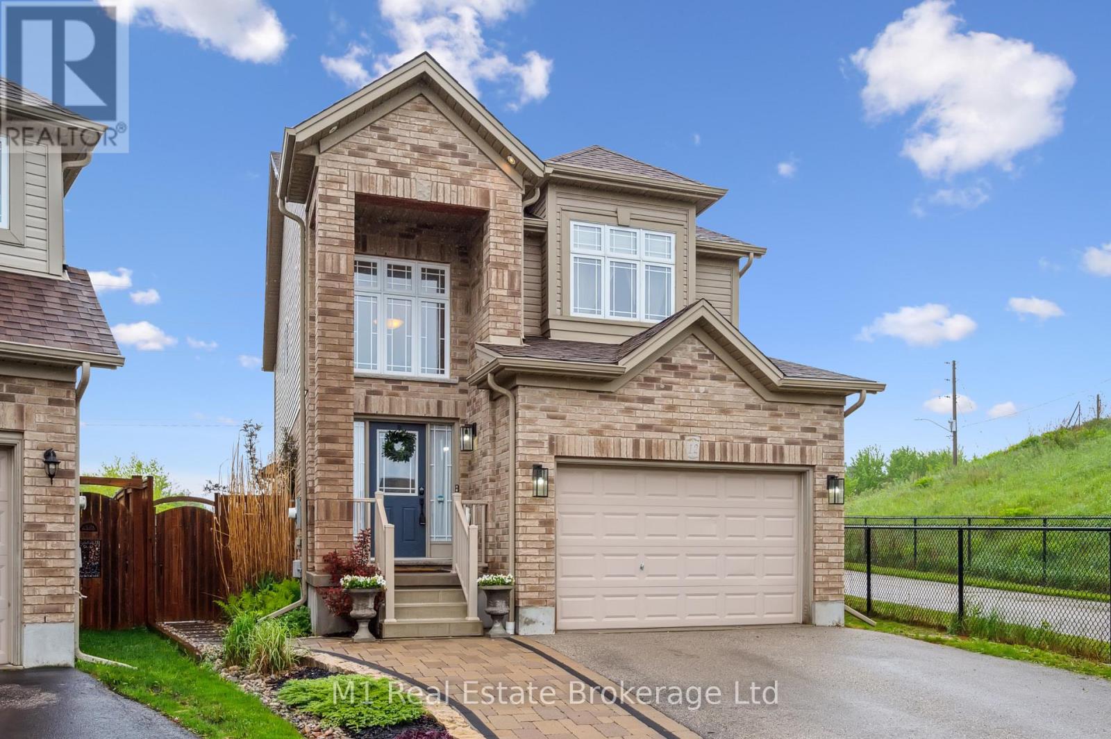 12 OAKES COURT