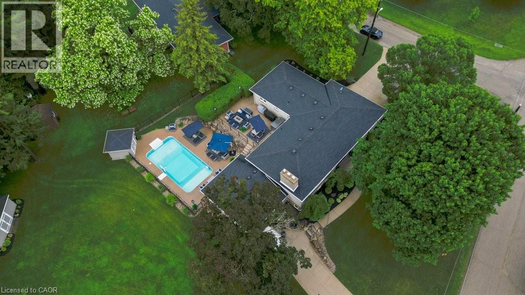 34 JACKSON Crescent